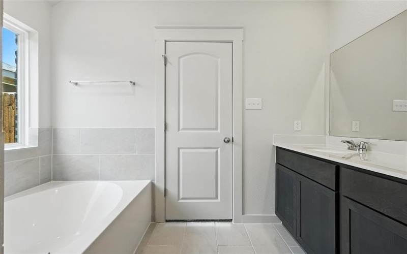 129 John Laurens Drive, Venus, TX 76084, 3 Bedrooms Bedrooms, ,2 BathroomsBathrooms,Residential,For Sale,129 John Laurens Drive,0,21161070