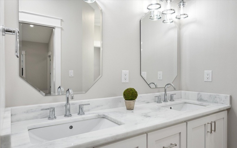 911 Augusta Drive, Lufkin, TX 75901, 3 Bedrooms Bedrooms, ,2 BathroomsBathrooms,Residential,For Sale,911 Augusta Drive,5104062
