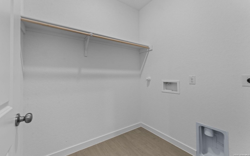 2303 Fort Davis Pass, Marion, TX 78124, 3 Habitaciones Habitaciones , ,2 BañosBaños,Residential,En Venta,2303 Fort Davis Pass,0,1935910