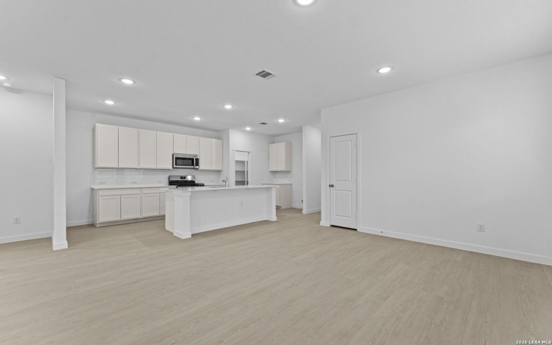 2303 Fort Davis Pass, Marion, TX 78124, 3 Habitaciones Habitaciones , ,2 BañosBaños,Residential,En Venta,2303 Fort Davis Pass,0,1935910