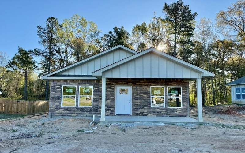 R153121 Sayers Street, Lufkin, TX 75904, 3 Habitaciones Habitaciones , ,2 BañosBaños,Residential,En Venta,R153121 Sayers Street,5104168