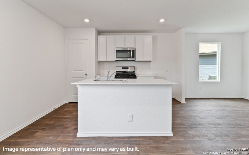 14747 Childress Falls, San Antonio, TX 78245, 5 Habitaciones Habitaciones , ,2 BañosBaños,Residential,En Venta,14747 Childress Falls,0,1935933