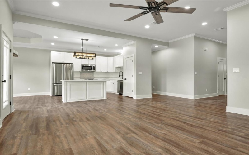 323 School Craft Road, Lufkin, TX 75901, 4 Bedrooms Bedrooms, ,2 BathroomsBathrooms,Residential,For Sale,323 School Craft Road,5104427