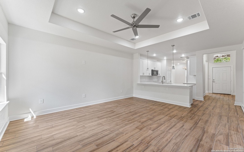 2115 SW 19TH ST, San Antonio, TX 78207, 3 Bedrooms Bedrooms, ,2 BathroomsBathrooms,Residential,For Sale,2115 SW 19TH ST,0,1936122