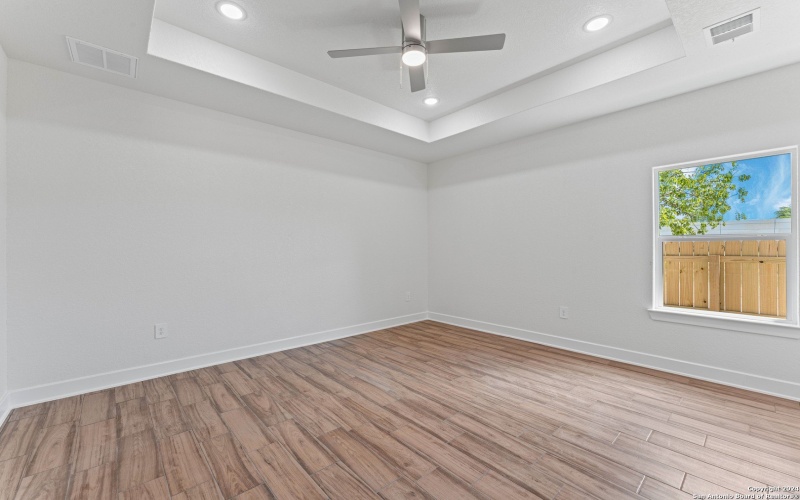 2115 SW 19TH ST, San Antonio, TX 78207, 3 Bedrooms Bedrooms, ,2 BathroomsBathrooms,Residential,For Sale,2115 SW 19TH ST,0,1936122