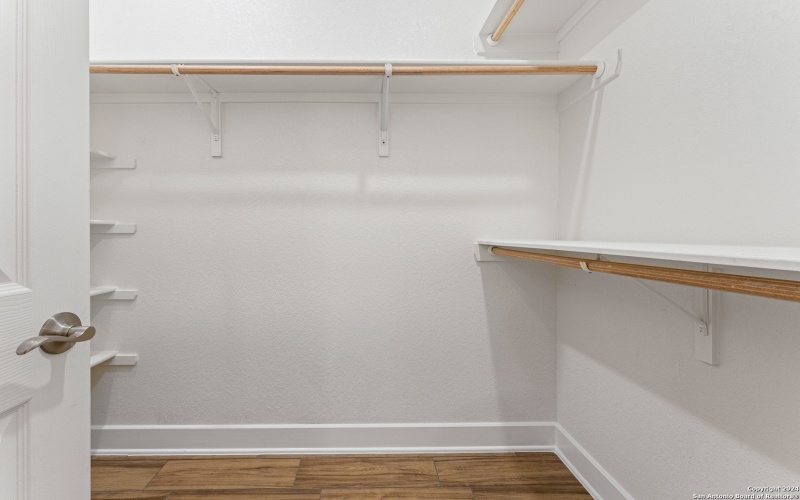 2115 SW 19TH ST, San Antonio, TX 78207, 3 Bedrooms Bedrooms, ,2 BathroomsBathrooms,Residential,For Sale,2115 SW 19TH ST,0,1936122