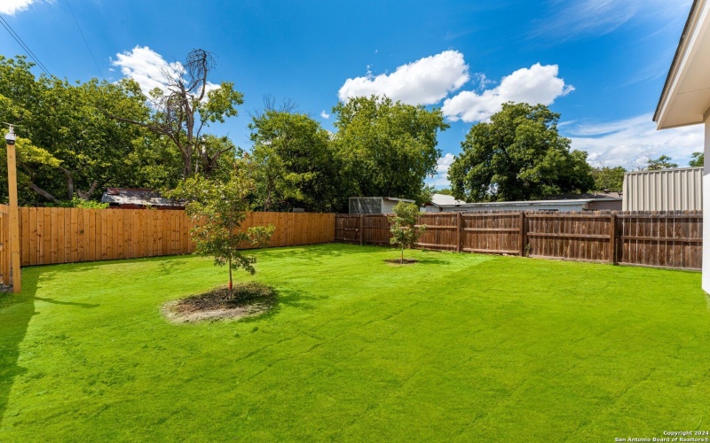 2115 SW 19TH ST, San Antonio, TX 78207, 3 Bedrooms Bedrooms, ,2 BathroomsBathrooms,Residential,For Sale,2115 SW 19TH ST,0,1936122