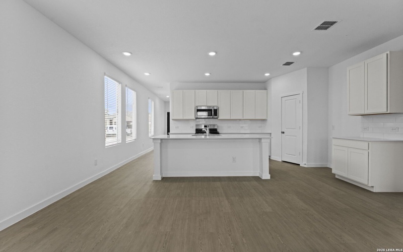 6521 Titan Park, Converse, TX 78109, 4 Bedrooms Bedrooms, ,3 BathroomsBathrooms,Residential,For Sale,6521 Titan Park,0,1936176