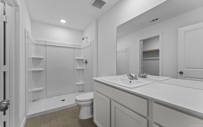 7222 Brownleaf dr, San Antonio, TX 78227, 4 Bedrooms Bedrooms, ,2 BathroomsBathrooms,Residential,For Sale,7222 Brownleaf dr,0,1936184