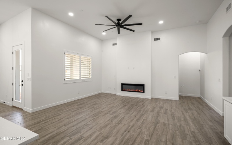1815 Schyler Love Lane, El Paso, TX 79928, 4 Habitaciones Habitaciones , ,3 BañosBaños,Residential,En Venta,1815 Schyler Love Lane,0,937113
