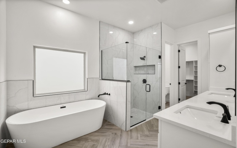 1815 Schyler Love Lane, El Paso, TX 79928, 4 Habitaciones Habitaciones , ,3 BañosBaños,Residential,En Venta,1815 Schyler Love Lane,0,937113