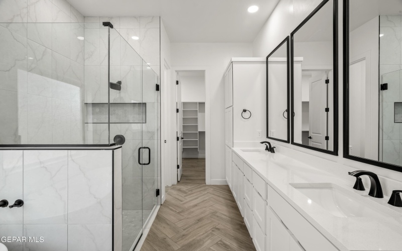 1815 Schyler Love Lane, El Paso, TX 79928, 4 Habitaciones Habitaciones , ,3 BañosBaños,Residential,En Venta,1815 Schyler Love Lane,0,937113