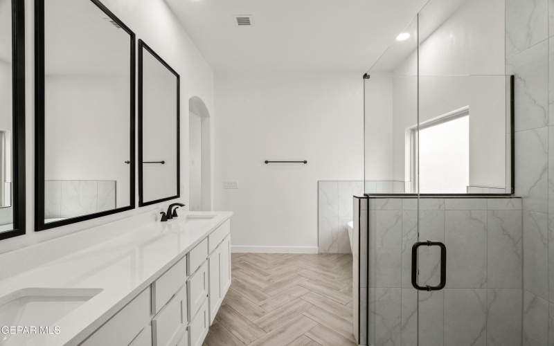 1815 Schyler Love Lane, El Paso, TX 79928, 4 Habitaciones Habitaciones , ,3 BañosBaños,Residential,En Venta,1815 Schyler Love Lane,0,937113