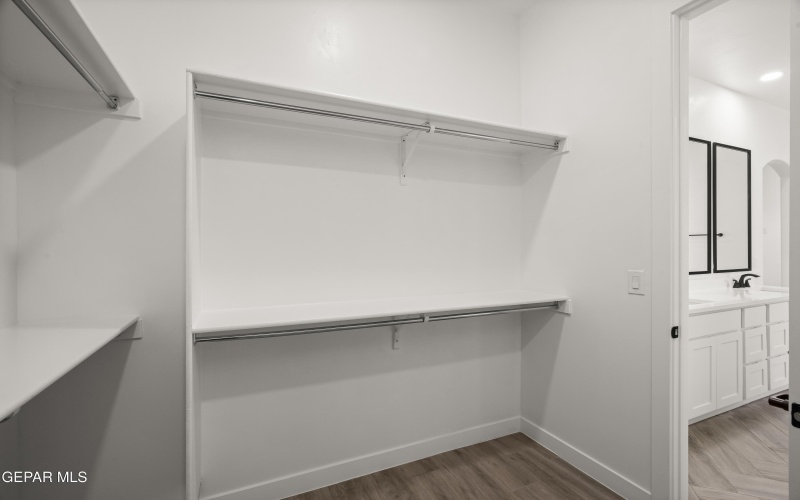 1815 Schyler Love Lane, El Paso, TX 79928, 4 Habitaciones Habitaciones , ,3 BañosBaños,Residential,En Venta,1815 Schyler Love Lane,0,937113