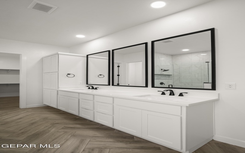 1815 Schyler Love Lane, El Paso, TX 79928, 4 Habitaciones Habitaciones , ,3 BañosBaños,Residential,En Venta,1815 Schyler Love Lane,0,937113