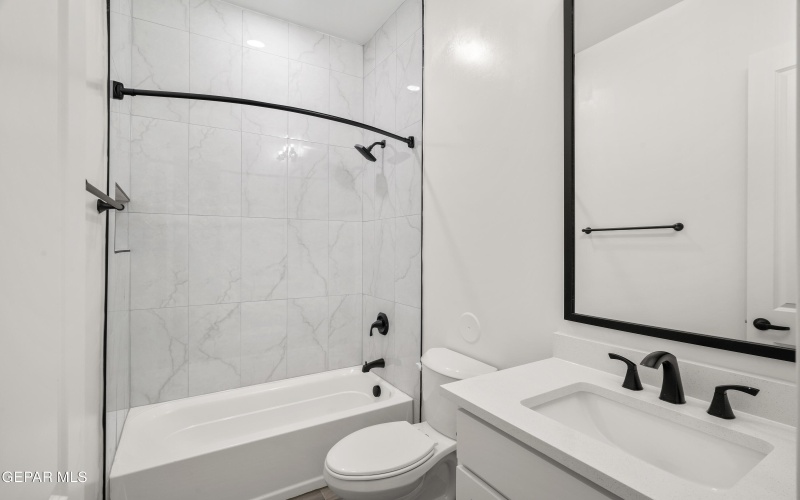 1815 Schyler Love Lane, El Paso, TX 79928, 4 Habitaciones Habitaciones , ,3 BañosBaños,Residential,En Venta,1815 Schyler Love Lane,0,937113