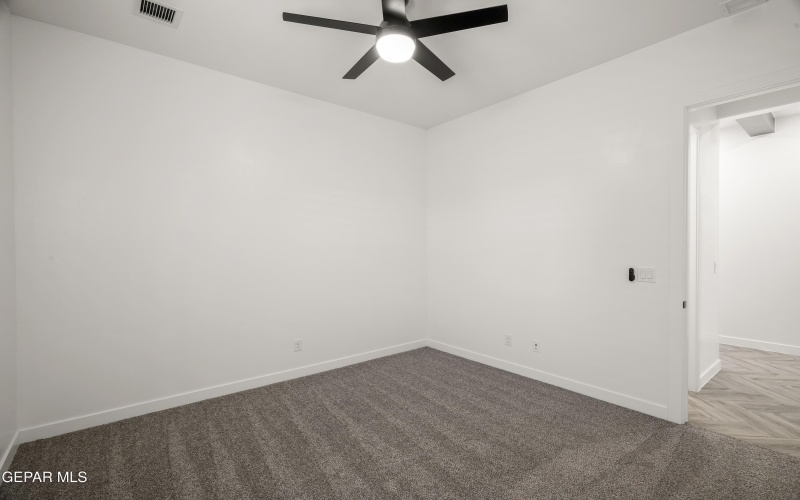 1815 Schyler Love Lane, El Paso, TX 79928, 4 Habitaciones Habitaciones , ,3 BañosBaños,Residential,En Venta,1815 Schyler Love Lane,0,937113