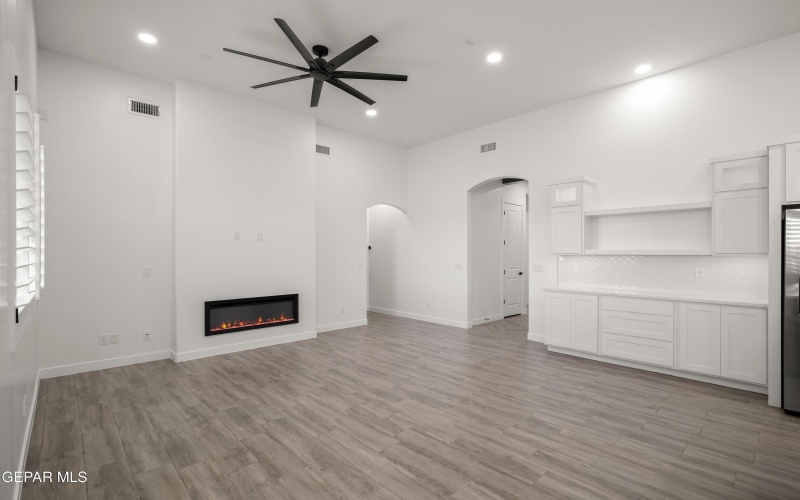 1815 Schyler Love Lane, El Paso, TX 79928, 4 Habitaciones Habitaciones , ,3 BañosBaños,Residential,En Venta,1815 Schyler Love Lane,0,937113