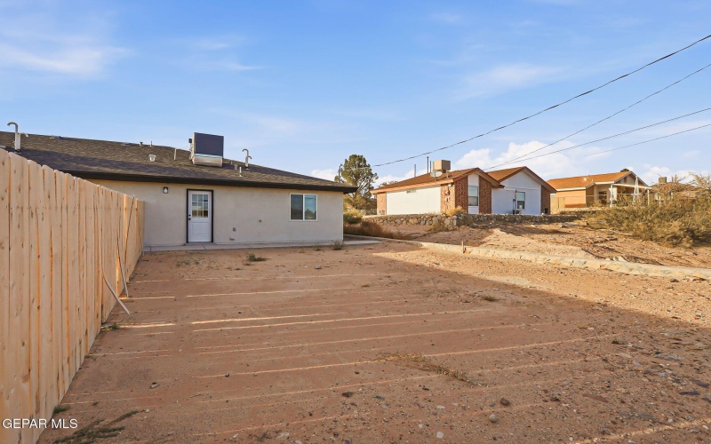 1481 O Sullivan Drive unit: B #B, Horizon City, TX 79928, 2 Bedrooms Bedrooms, ,1 BathroomBathrooms,Residential Multi Family,For Sale,1481 O Sullivan Drive unit: B,0,937114