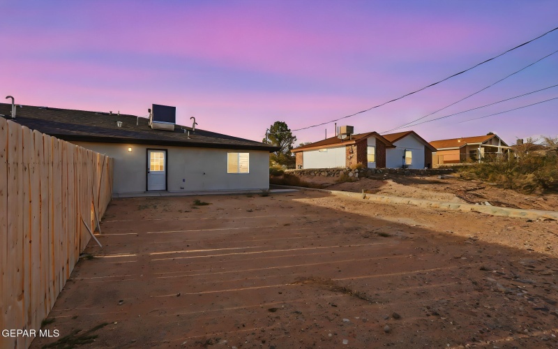 1481 O Sullivan Drive unit: B #B, Horizon City, TX 79928, 2 Bedrooms Bedrooms, ,1 BathroomBathrooms,Residential Multi Family,For Sale,1481 O Sullivan Drive unit: B,0,937114