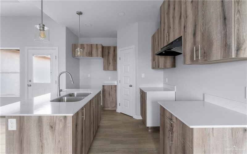 2300 Camille Street, Weslaco, TX 78596, 3 Habitaciones Habitaciones , ,2 BañosBaños,Residential,En Venta,2300 Camille Street,0,492416