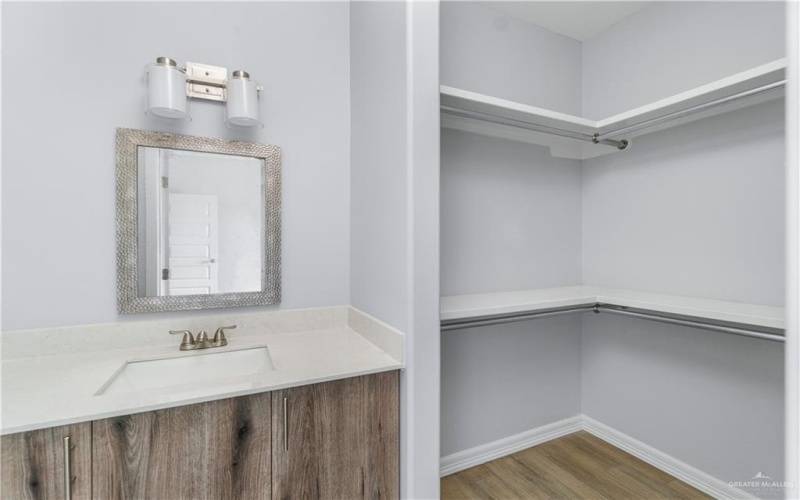 2208 Camille Street, Weslaco, TX 78596, 3 Bedrooms Bedrooms, ,2 BathroomsBathrooms,Residential,For Sale,2208 Camille Street,0,492428