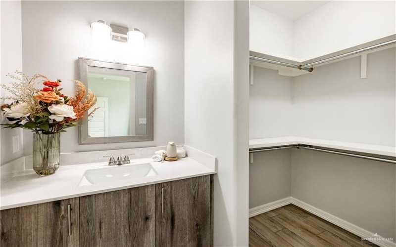 2204 Camille Street, Weslaco, TX 78596, 3 Habitaciones Habitaciones , ,2 BañosBaños,Residential,En Venta,2204 Camille Street,0,492429