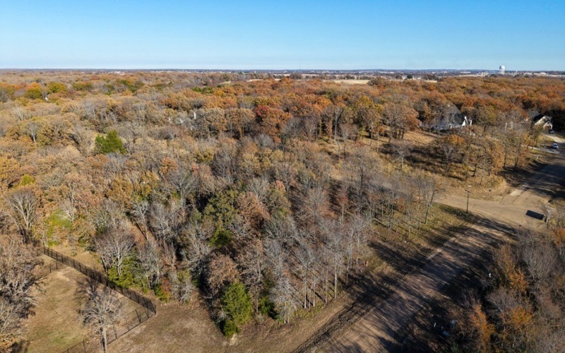 100 Oakmont Dr, Mabank, TX 75147, 4 Habitaciones Habitaciones , ,3 BañosBaños,Residential,En Venta,100 Oakmont Dr,0,110226