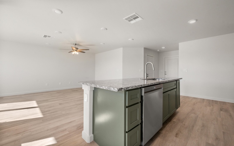 8317 24th Street, Lubbock, TX 79407, 3 Habitaciones Habitaciones , ,2 BañosBaños,Residential,En Venta,8317 24th Street,0,202601131