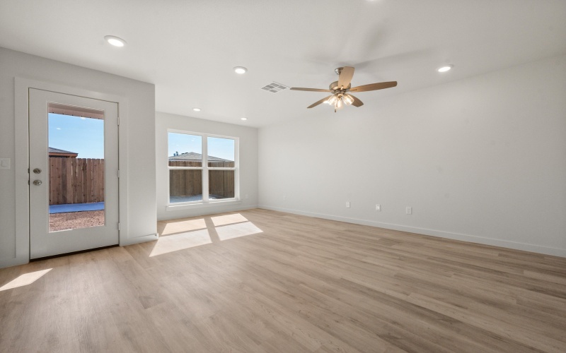 8317 24th Street, Lubbock, TX 79407, 3 Habitaciones Habitaciones , ,2 BañosBaños,Residential,En Venta,8317 24th Street,0,202601131