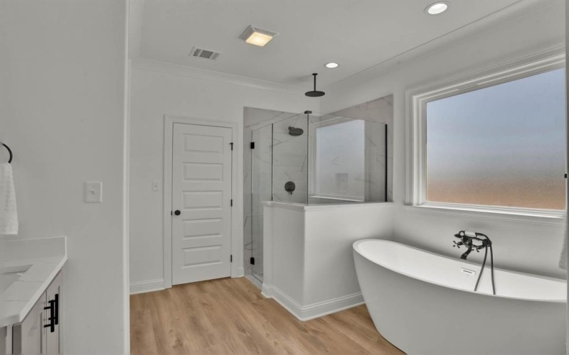 179 Oak Alley Road, Stonewall, LA 71078, 4 Habitaciones Habitaciones , ,3 BañosBaños,Residential,En Venta,179 Oak Alley Road,0,21151438