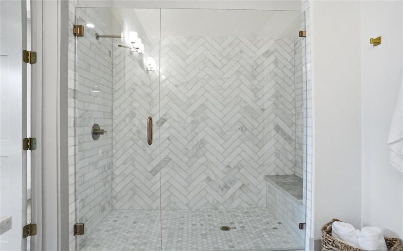 1012 N Oak Street, Roanoke, TX 76262, 4 Habitaciones Habitaciones , ,3 BañosBaños,Residential,En Venta,1012 N Oak Street,0,21155823