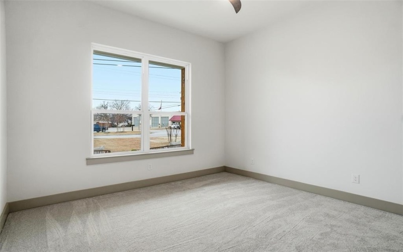 1012 N Oak Street, Roanoke, TX 76262, 4 Habitaciones Habitaciones , ,3 BañosBaños,Residential,En Venta,1012 N Oak Street,0,21155823