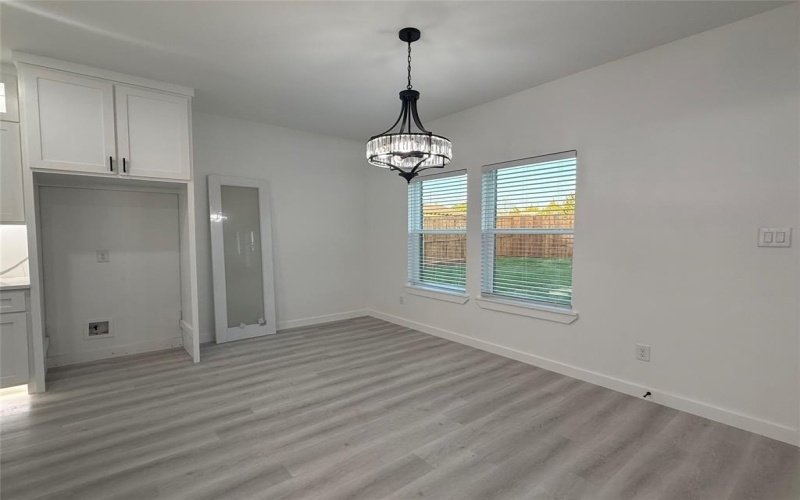 2202 Lake shore Lane, Red Oak, TX 75154, 3 Habitaciones Habitaciones , ,2 BañosBaños,Residential,En Venta,2202 Lake shore Lane,0,21156914