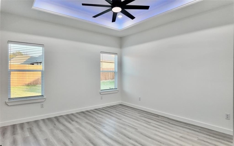 2202 Lake shore Lane, Red Oak, TX 75154, 3 Habitaciones Habitaciones , ,2 BañosBaños,Residential,En Venta,2202 Lake shore Lane,0,21156914