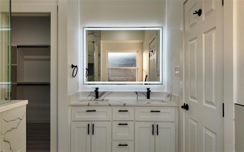 2202 Lake shore Lane, Red Oak, TX 75154, 3 Habitaciones Habitaciones , ,2 BañosBaños,Residential,En Venta,2202 Lake shore Lane,0,21156914