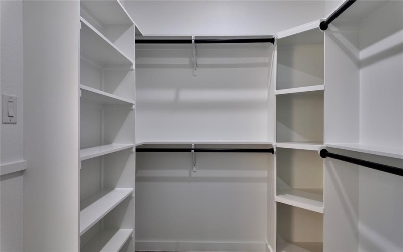 2202 Lake shore Lane, Red Oak, TX 75154, 3 Habitaciones Habitaciones , ,2 BañosBaños,Residential,En Venta,2202 Lake shore Lane,0,21156914