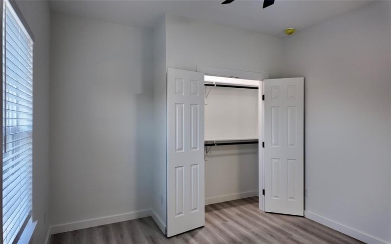 2202 Lake shore Lane, Red Oak, TX 75154, 3 Habitaciones Habitaciones , ,2 BañosBaños,Residential,En Venta,2202 Lake shore Lane,0,21156914