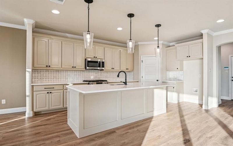 213 Navajo Trail, Alvarado, TX 76009, 3 Habitaciones Habitaciones , ,2 BañosBaños,Residential,En Venta,213 Navajo Trail,0,21161833