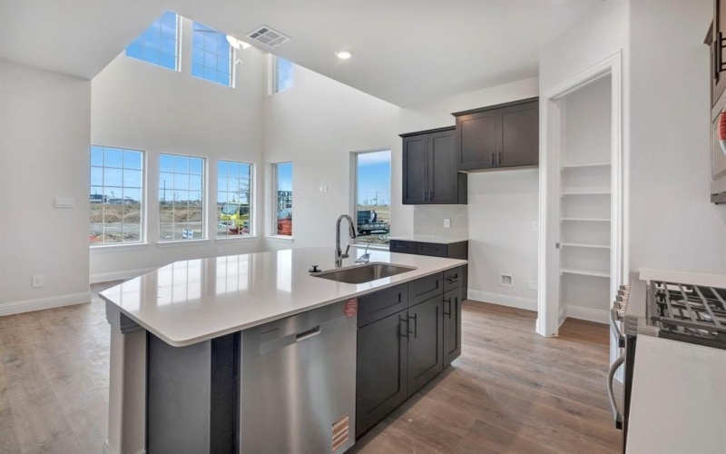 4546 Community Court, Plano, TX 75024, 3 Habitaciones Habitaciones , ,2 BañosBaños,Residential,En Venta,4546 Community Court,0,21161837