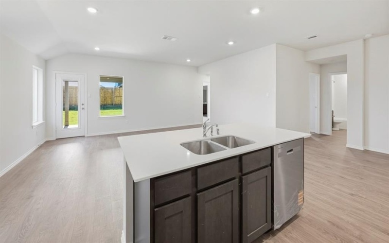 401 Pineywood Trail, Princeton, TX 75407, 4 Bedrooms Bedrooms, ,3 BathroomsBathrooms,Residential,For Sale,401 Pineywood Trail,0,21161977