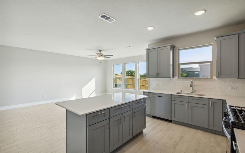 625 Hutchinson Lane, Lewisville, TX 75077, 3 Bedrooms Bedrooms, ,2 BathroomsBathrooms,Residential,For Sale,625 Hutchinson Lane,0,21161981