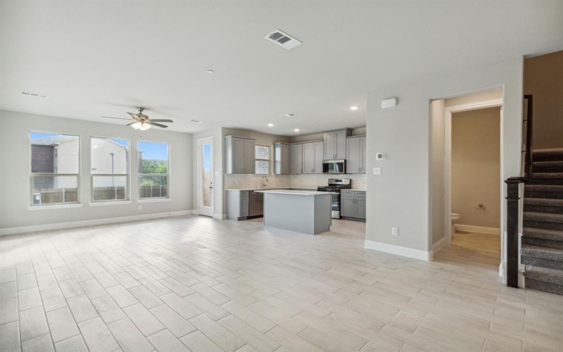 625 Hutchinson Lane, Lewisville, TX 75077, 3 Bedrooms Bedrooms, ,2 BathroomsBathrooms,Residential,For Sale,625 Hutchinson Lane,0,21161981