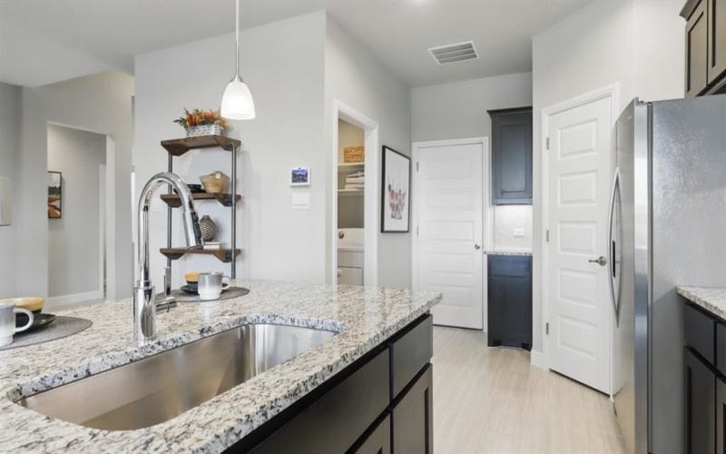 1922 JACKSON Street, Cleburne, TX 76033, 4 Bedrooms Bedrooms, ,2 BathroomsBathrooms,Residential,For Sale,1922 JACKSON Street,0,21162023