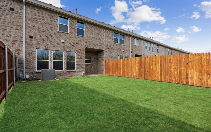 548 Hutchinson Lane, Lewisville, TX 75077, 3 Bedrooms Bedrooms, ,2 BathroomsBathrooms,Residential,For Sale,548 Hutchinson Lane,0,21162028