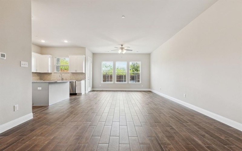 548 Hutchinson Lane, Lewisville, TX 75077, 3 Bedrooms Bedrooms, ,2 BathroomsBathrooms,Residential,For Sale,548 Hutchinson Lane,0,21162028