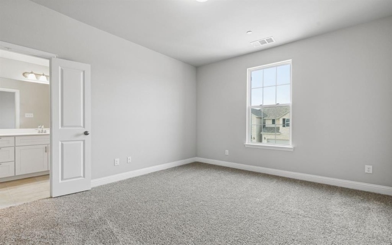 548 Hutchinson Lane, Lewisville, TX 75077, 3 Bedrooms Bedrooms, ,2 BathroomsBathrooms,Residential,For Sale,548 Hutchinson Lane,0,21162028