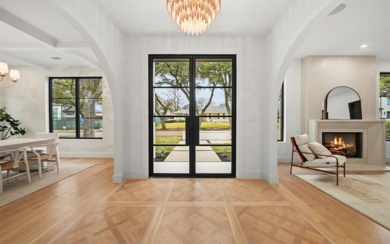 6814 Dalhart Lane, Dallas, TX 75214, 5 Bedrooms Bedrooms, ,5 BathroomsBathrooms,Residential,For Sale,6814 Dalhart Lane,0,21158299