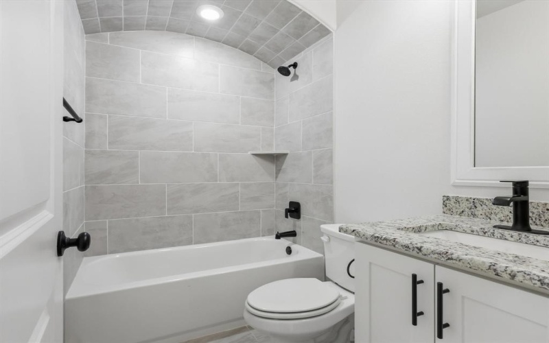 1324 Oleander Drive, Tolar, TX 76476, 4 Habitaciones Habitaciones , ,2 BañosBaños,Residential,En Venta,1324 Oleander Drive,0,21159420