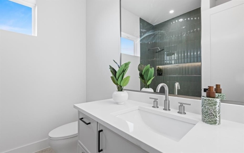 1967 Gallagher Street, Dallas, TX 75212, 5 Bedrooms Bedrooms, ,5 BathroomsBathrooms,Residential,For Sale,1967 Gallagher Street,0,21159691